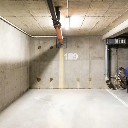 Tolles Familienapartment Mit 3 Schlafzimmern Einer Terrasse Und Garage By Jantar Apartament *